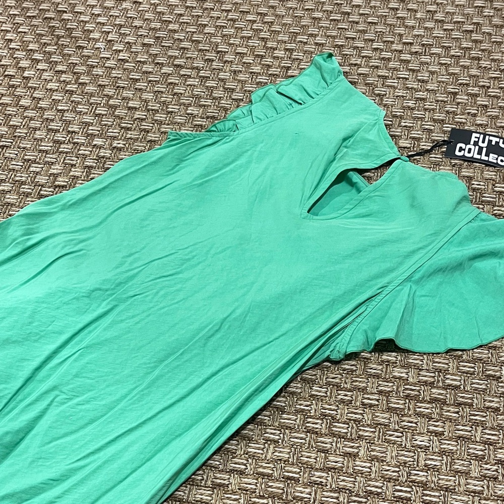 Chic Green Ruffle Maxi Dress - Picture 4 of 8
